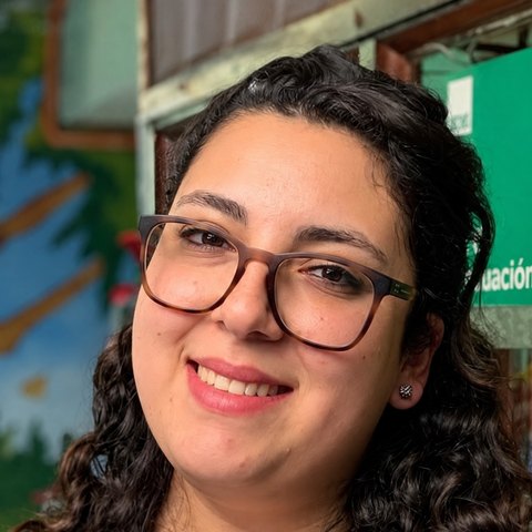 Retrato de Claudia, subdirectora de El Trencito de los Dinosaurios