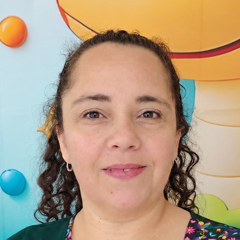 Retrato de Daniela, educadora de Párvulos de El Trencito de los Dinosaurios